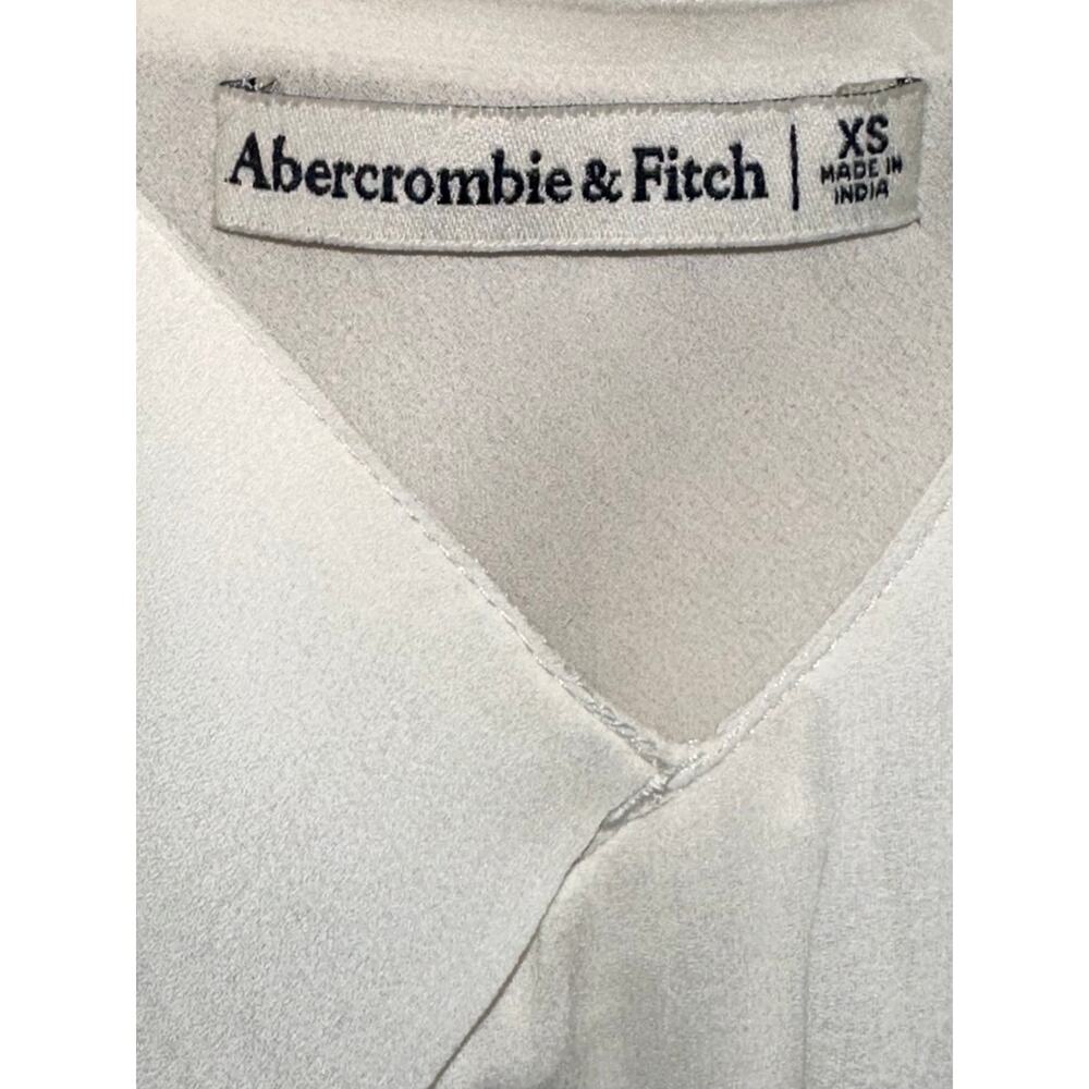 Abercrombie & Fitch White Romantic Ruffle V-Neck Sleeveless Camisole Tank Top XS - Picture 2 of 12